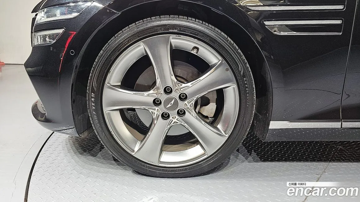 Genesis G80 — фото 10