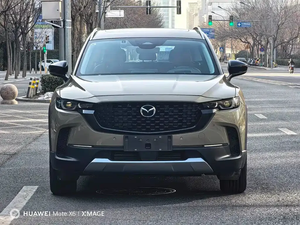 Mazda CX-50 2023 из CN, фото 9
