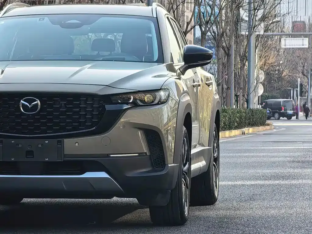 Mazda CX-50 2023 из CN, фото 7