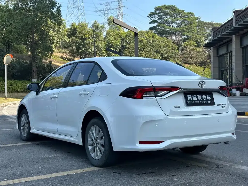 Toyota Corolla 2023 из CN, фото 5
