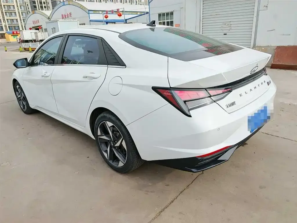 Hyundai Elantra 2023 из CN, фото 10