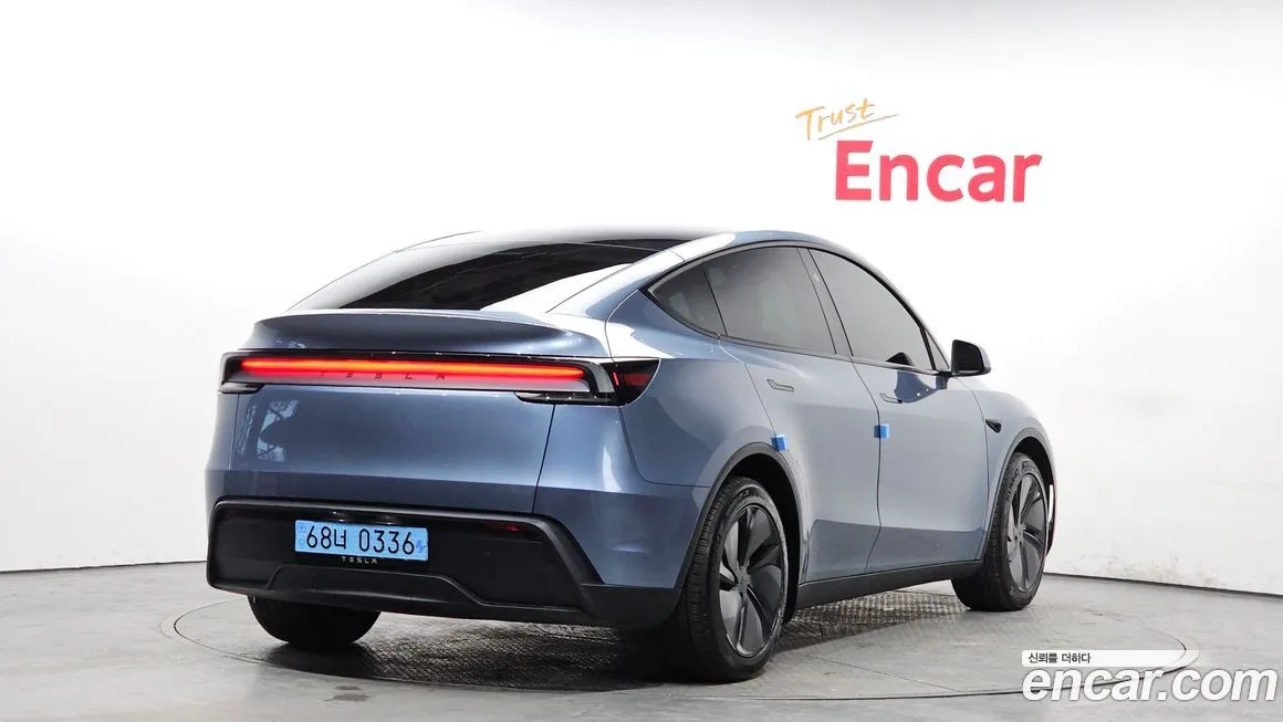 Tesla Model Y — фото 3