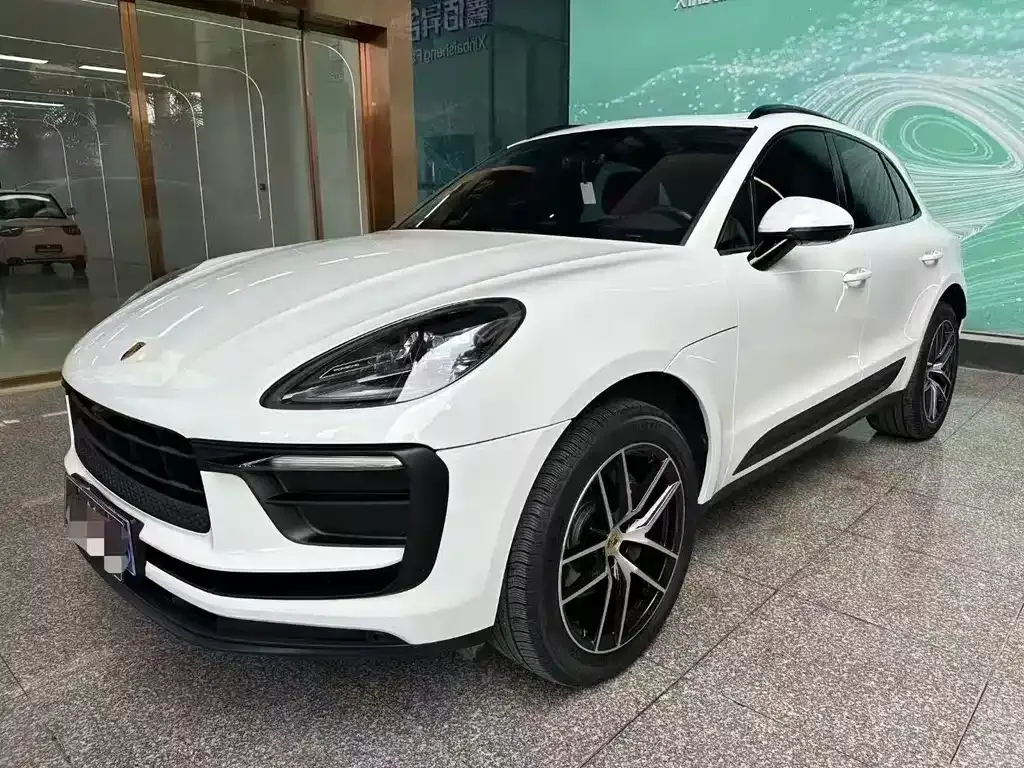 Porsche Macan — фото 1