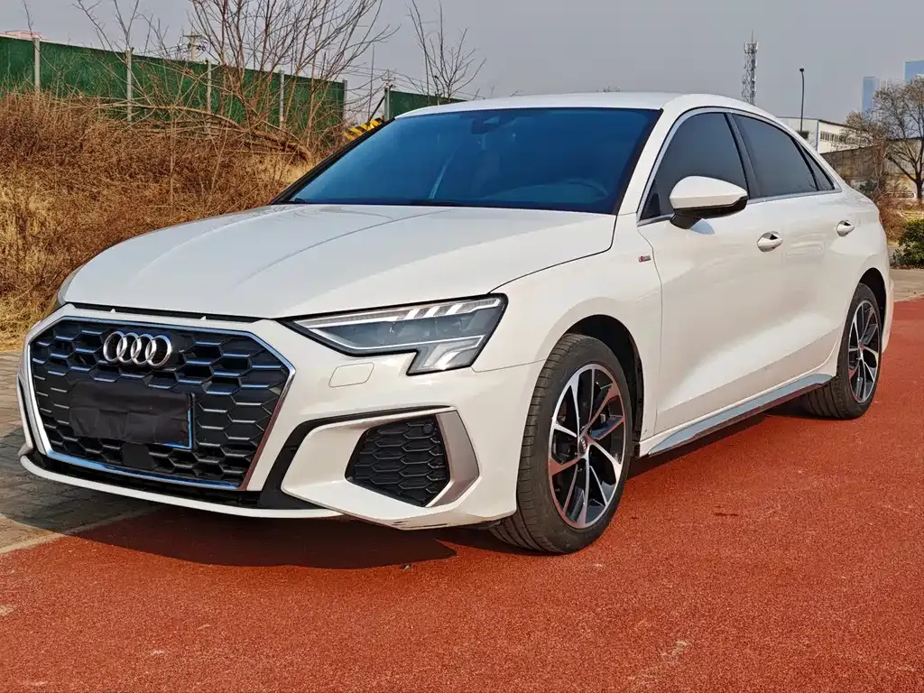 Audi A3 2022 из CN, фото 1