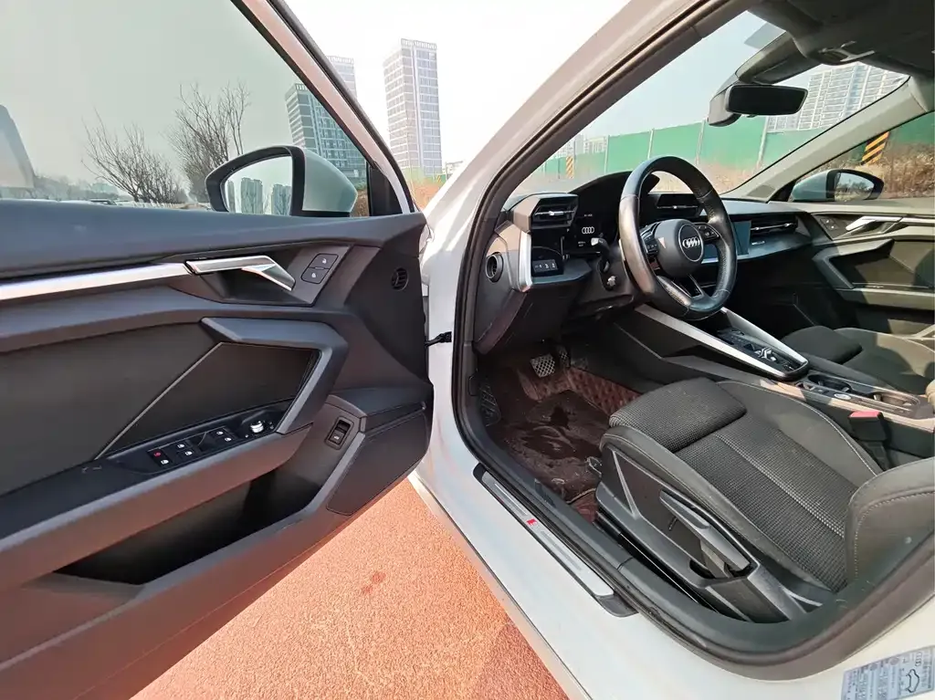 Audi A3 2022 из CN, фото 6