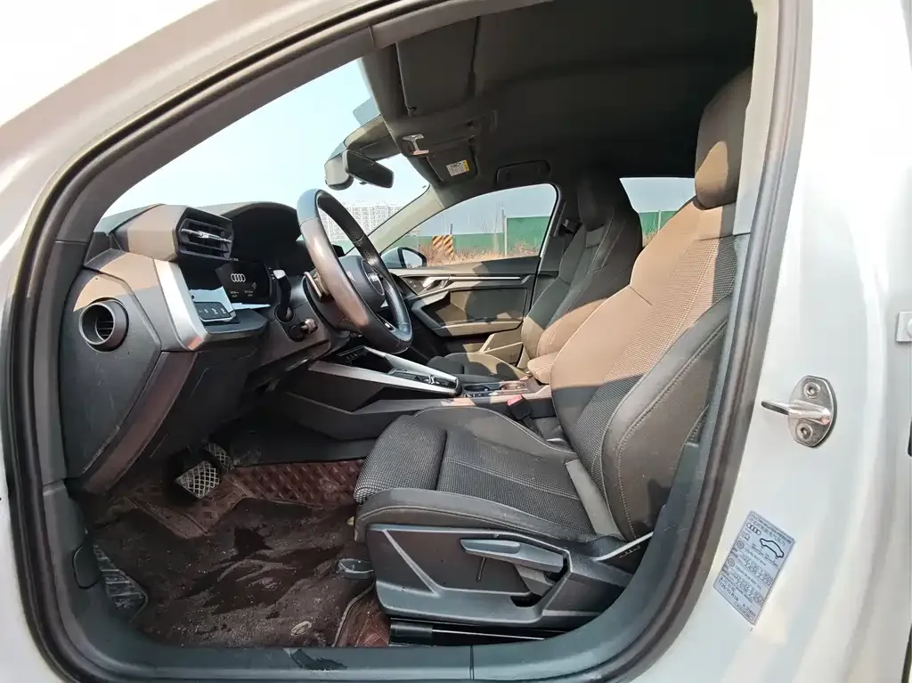 Audi A3 2022 из CN, фото 3