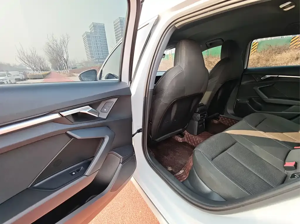 Audi A3 2022 из CN, фото 8
