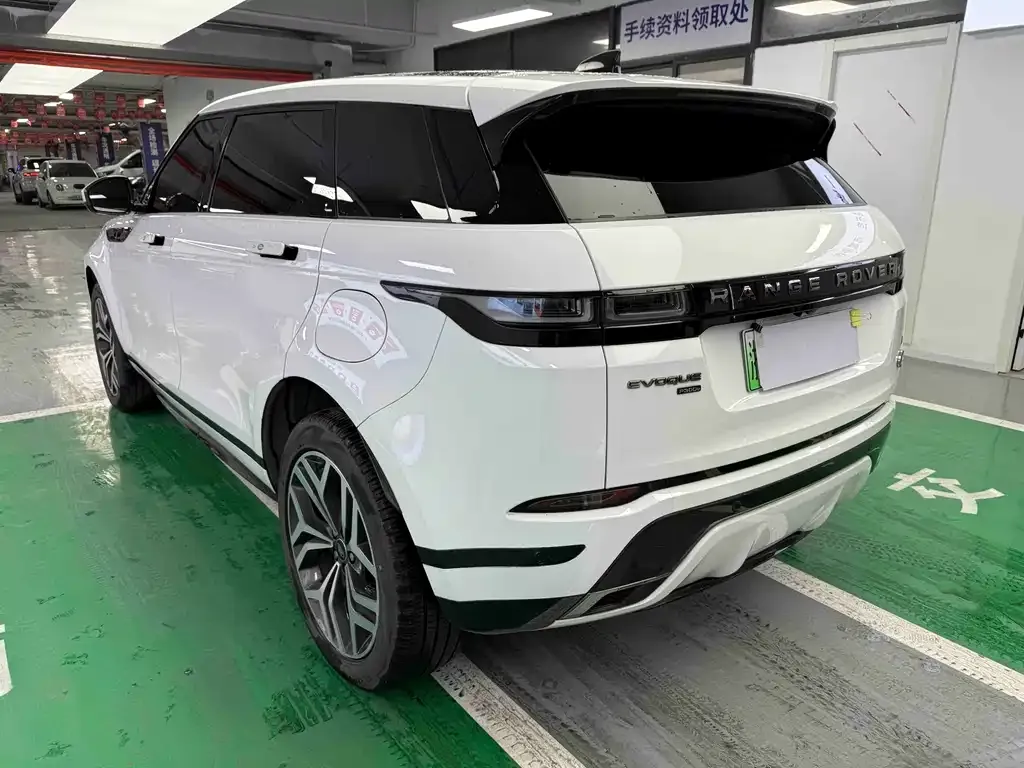 Land Rover Evoque PHEV 2023 из CN, фото 9