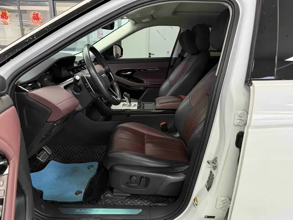 Land Rover Evoque PHEV 2023 из CN, фото 10