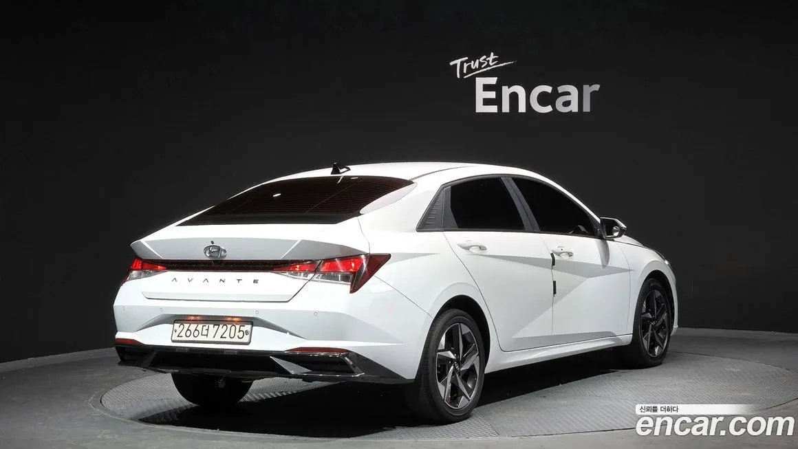Hyundai AVANTE — фото 6