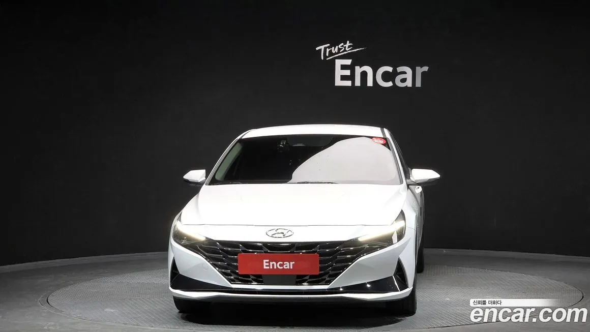 Hyundai AVANTE — фото 3