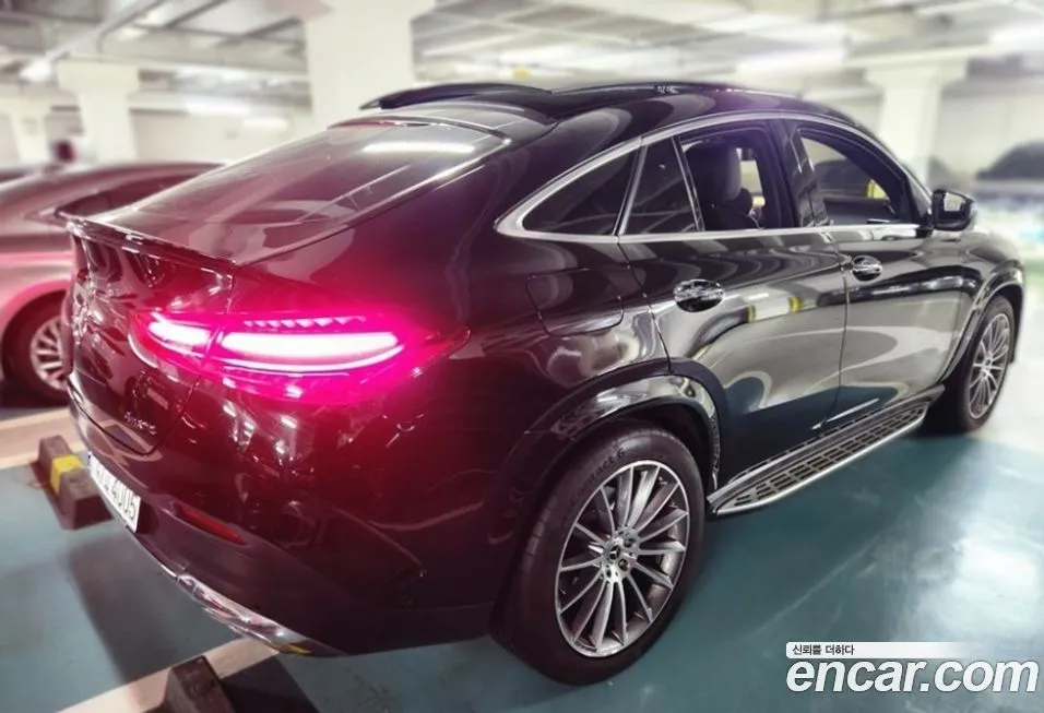 Mercedes-Benz GLE-Class — фото 10