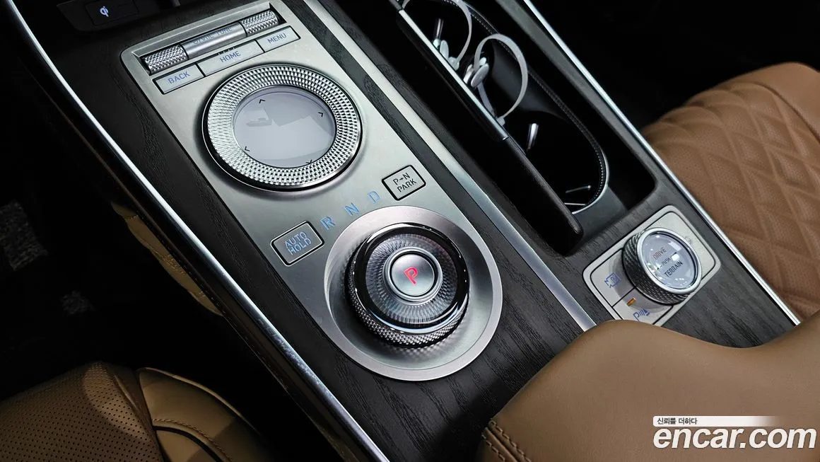 Genesis GV80 — фото 10