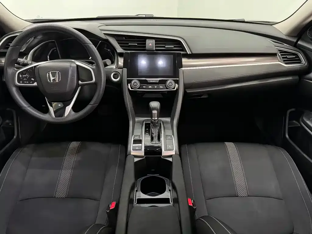 Honda Civic — фото 5