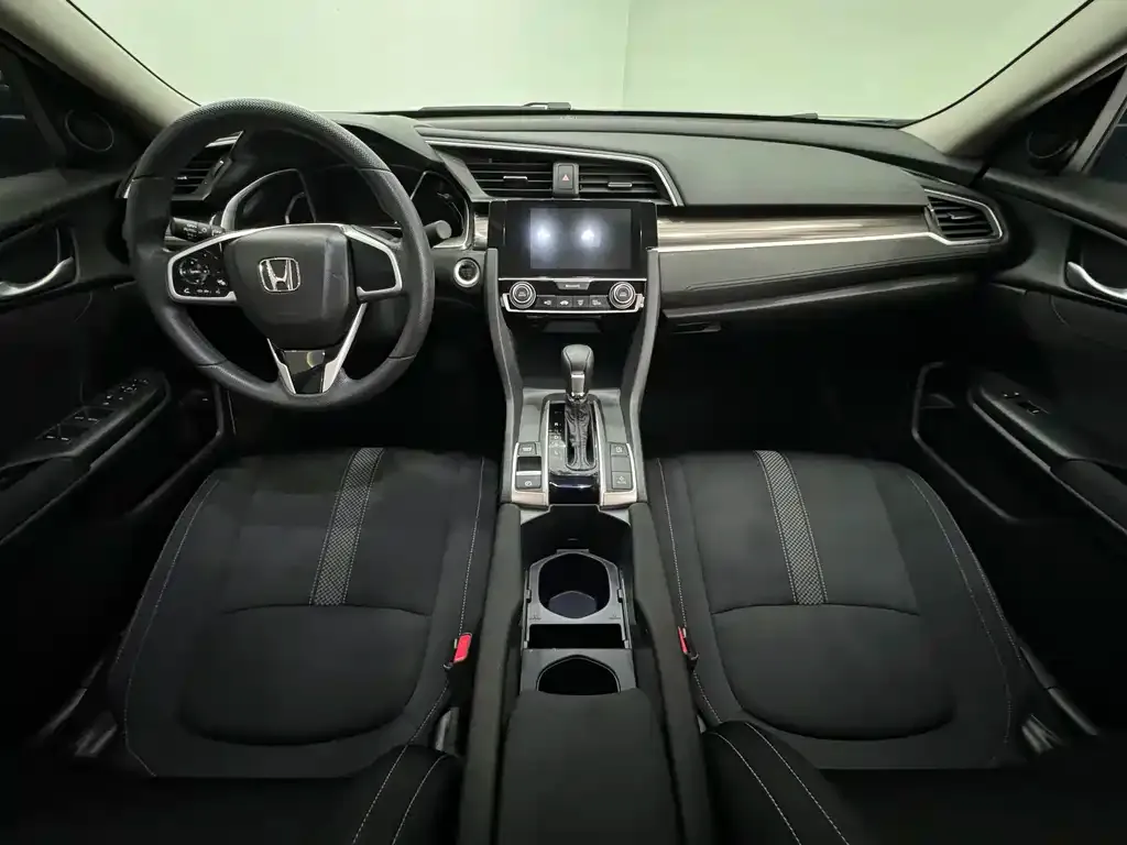 Honda Civic — фото 3