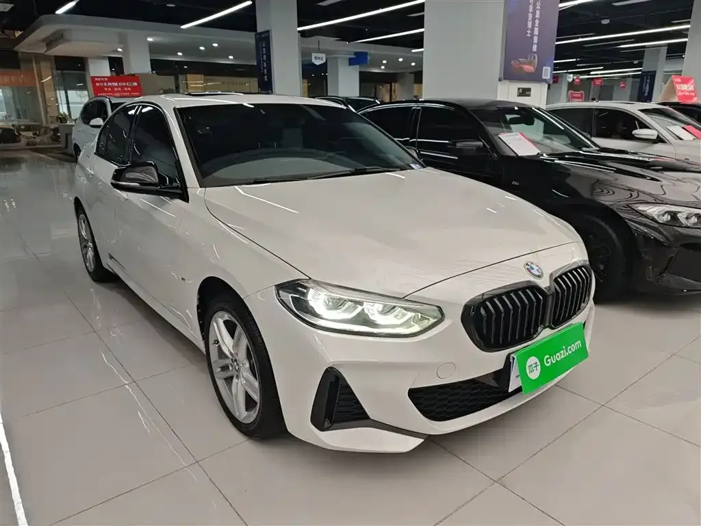 BMW 1 Series 2022 из CN, фото 5