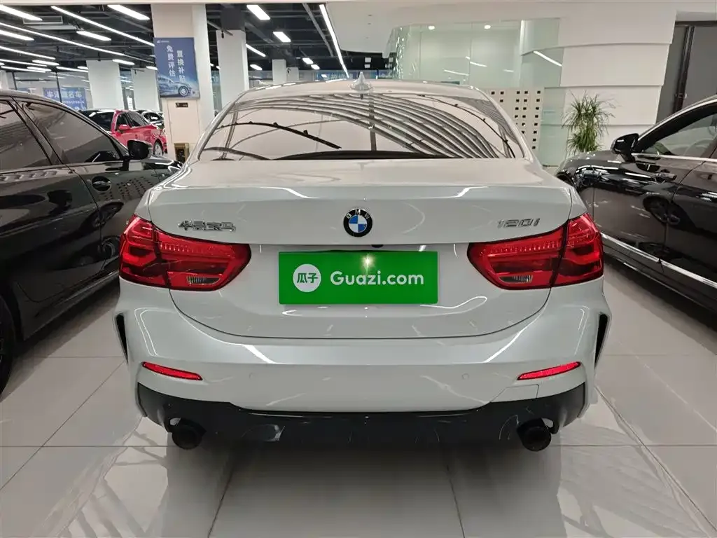 BMW 1 Series 2022 из CN, фото 10