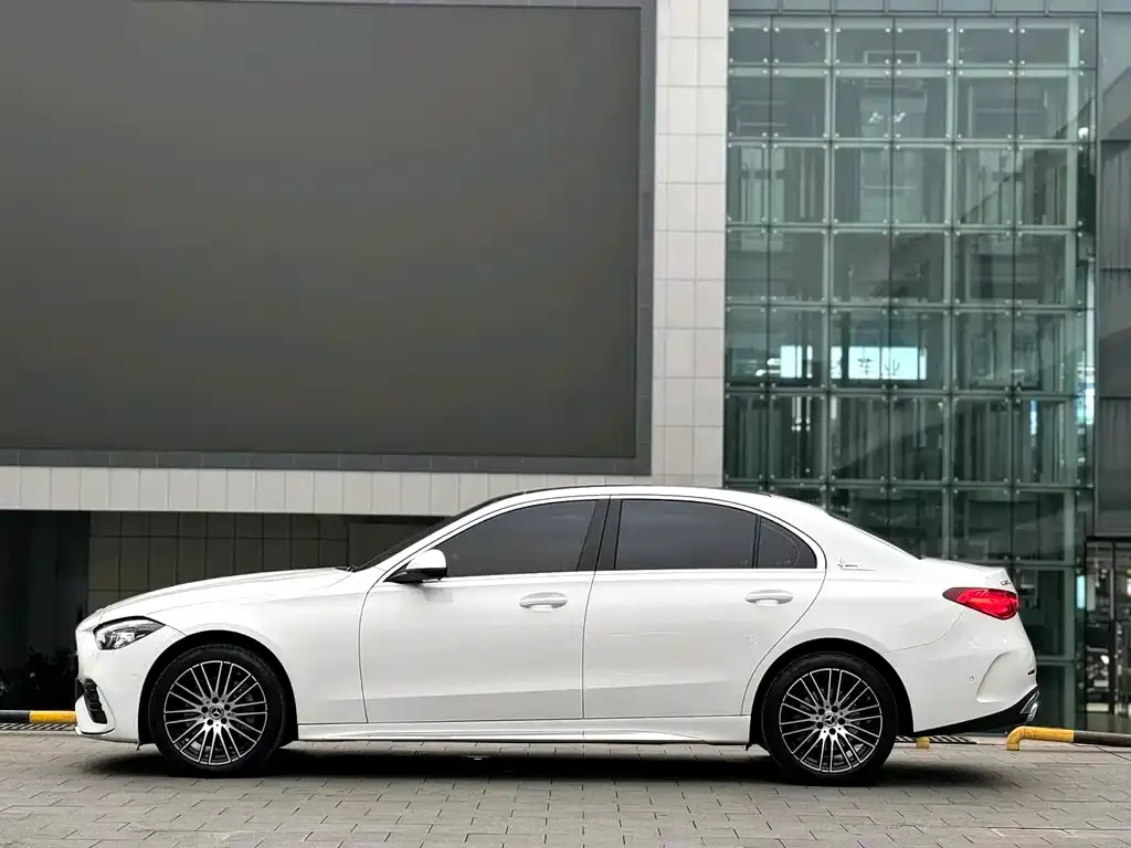 Mercedes-Benz C-Class — фото 4