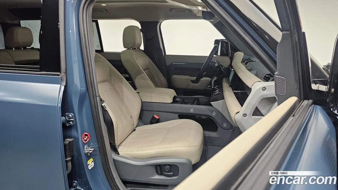 Land Rover Defender 2022 из KR, фото 8