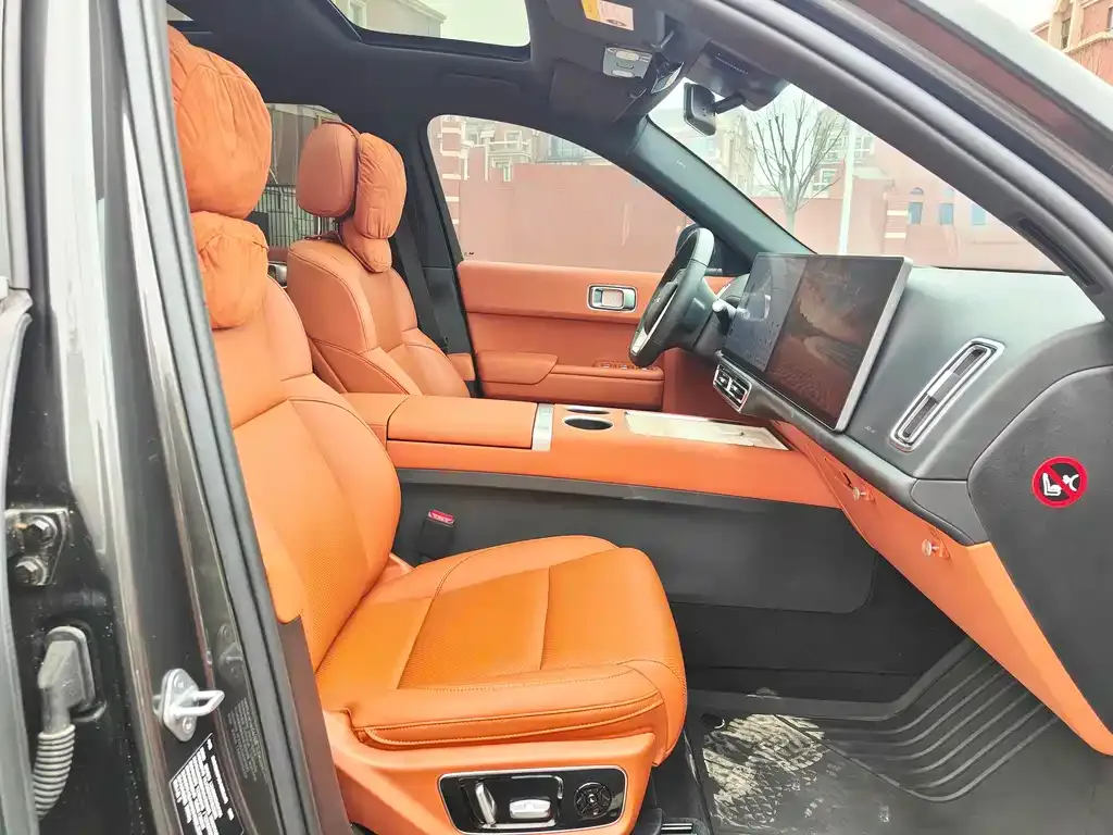 Li Auto L7 — фото 5