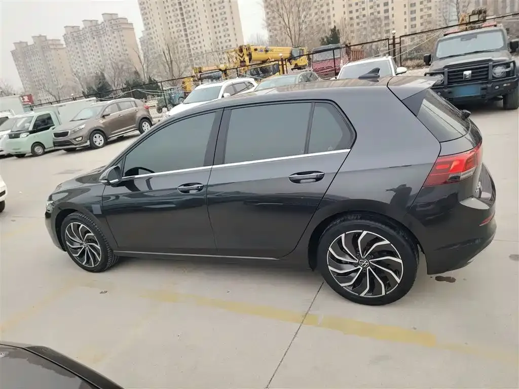 Volkswagen Golf 2022 из CN, фото 4