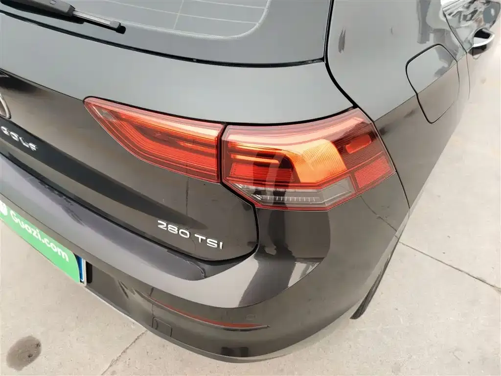 Volkswagen Golf 2022 из CN, фото 8