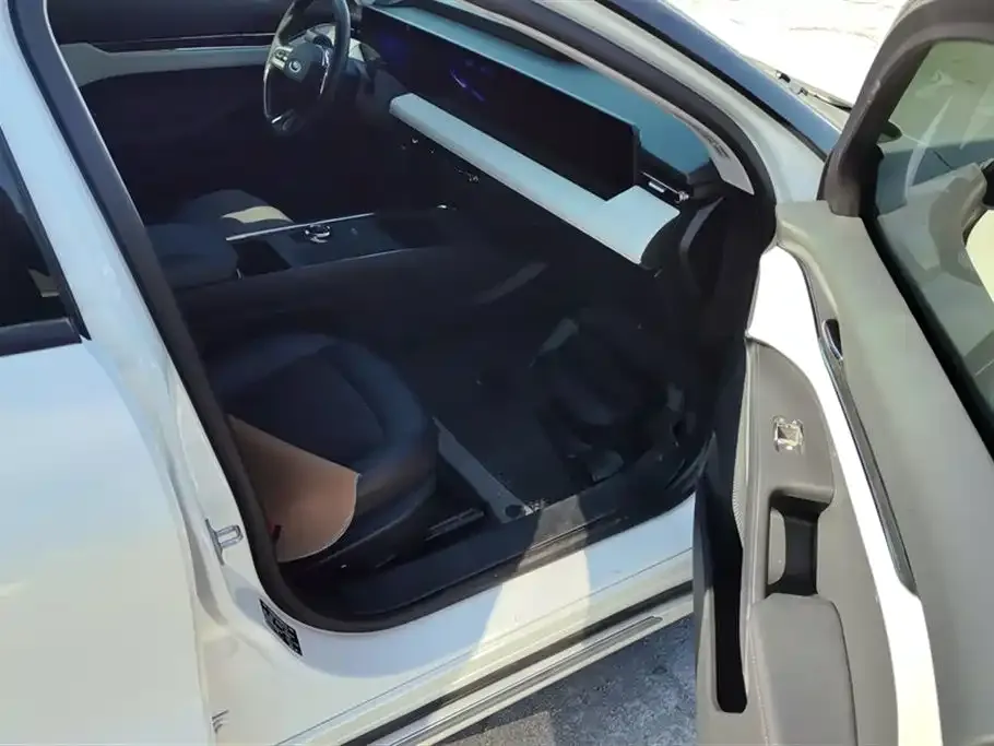 Ford Mondeo 2022 из CN, фото 5