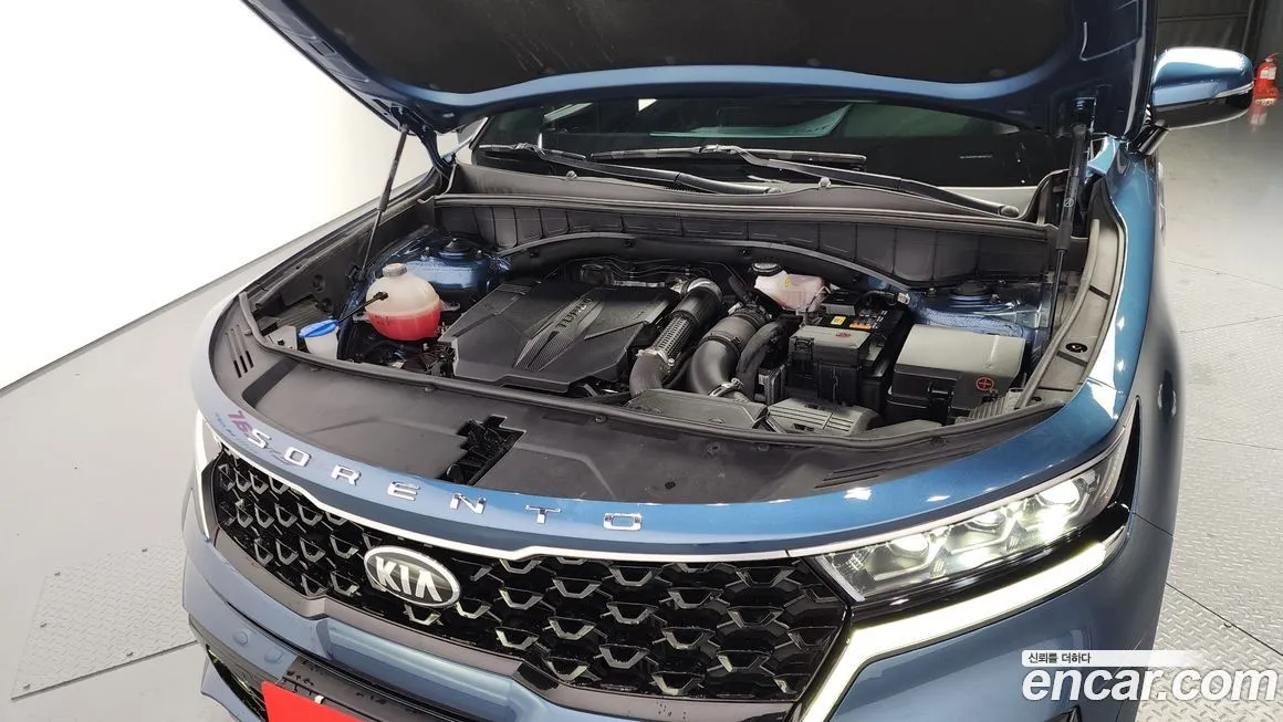 Kia Sorento — фото 10