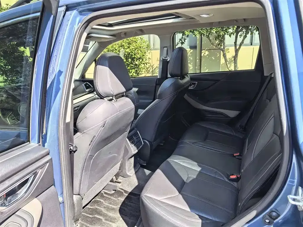 Subaru Forester 2022 из CN, фото 10