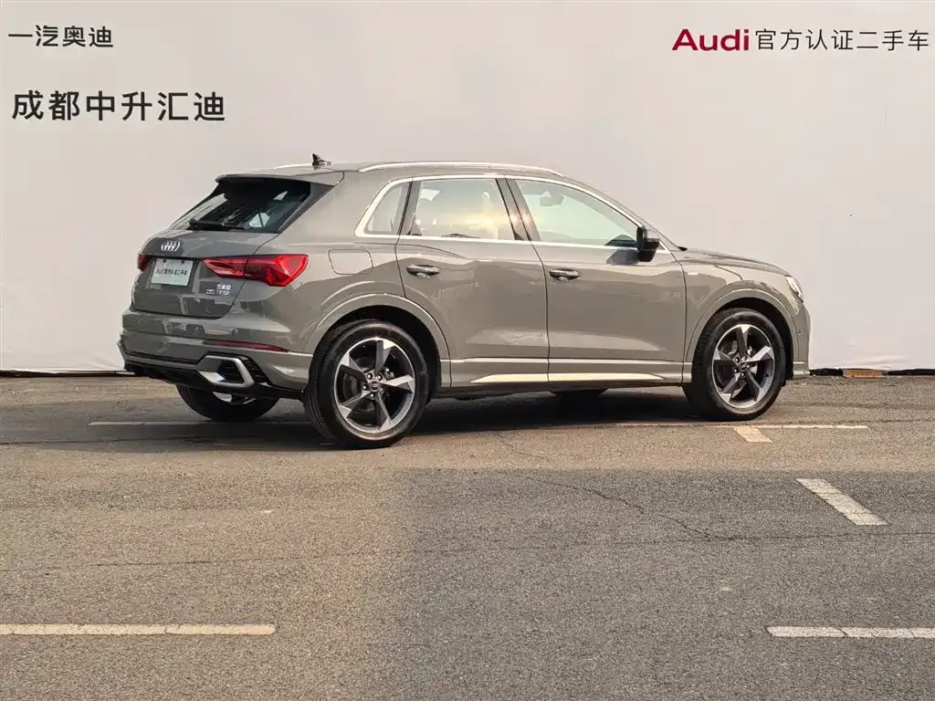 Audi Q3 — фото 4