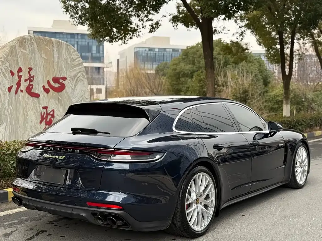 Porsche Panamera Hybrid 2022 из CN, фото 9