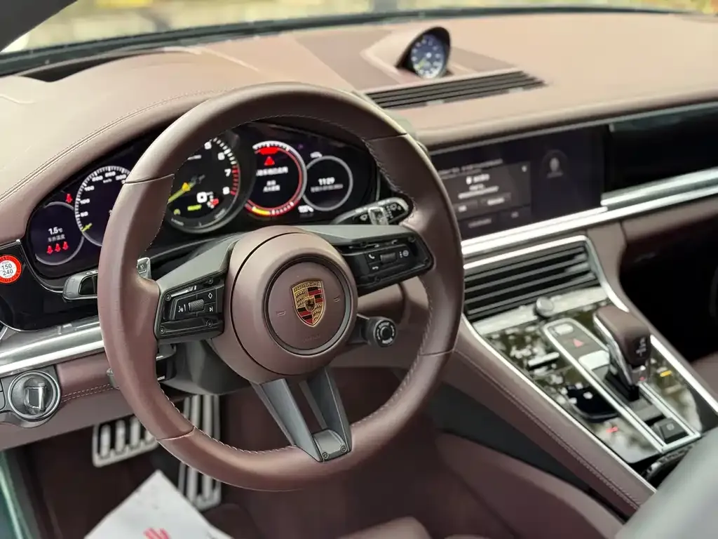 Porsche Panamera Hybrid 2022 из CN, фото 2