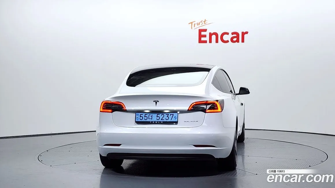 Tesla Model 3 2022 из KR, фото 7
