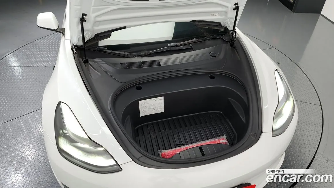 Tesla Model 3 2022 из KR, фото 10