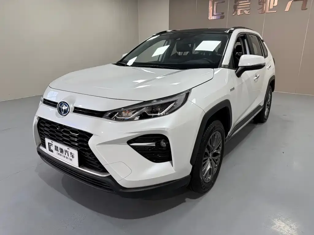 Toyota Wildlander 2023 из CN, фото 1
