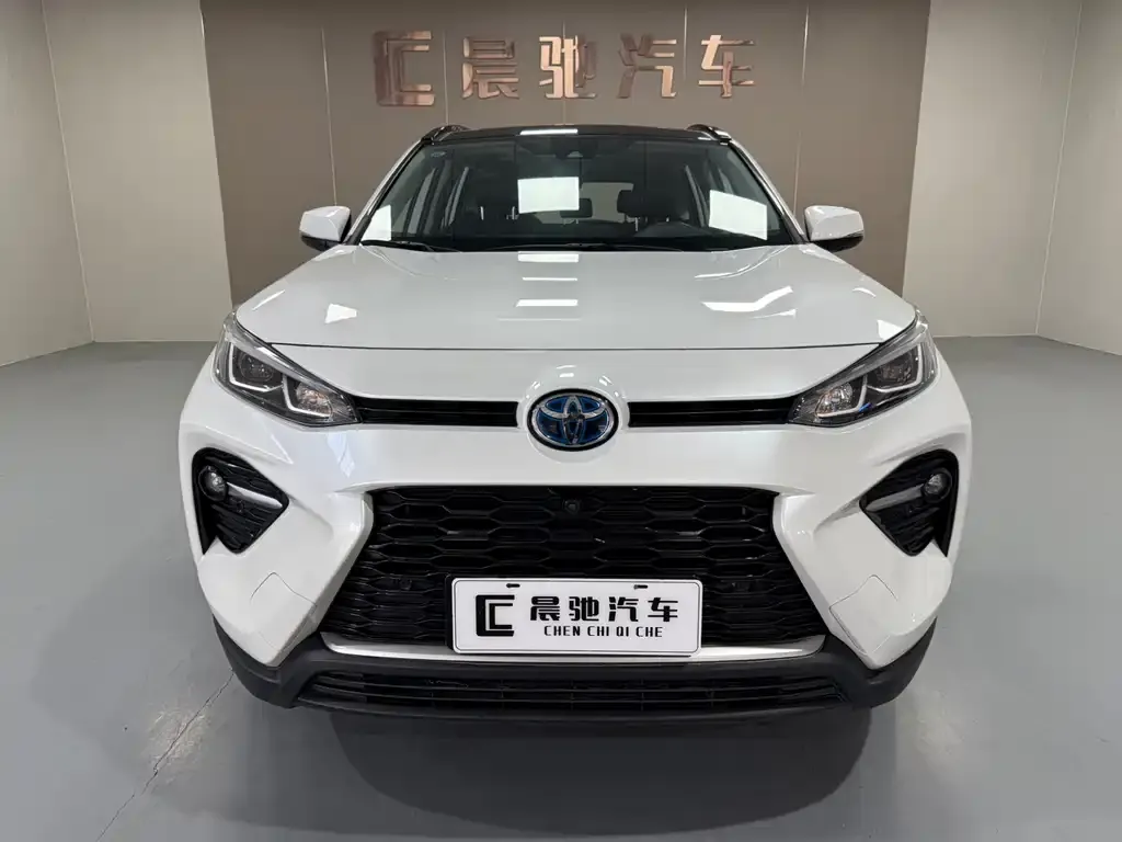 Toyota Wildlander 2023 из CN, фото 4