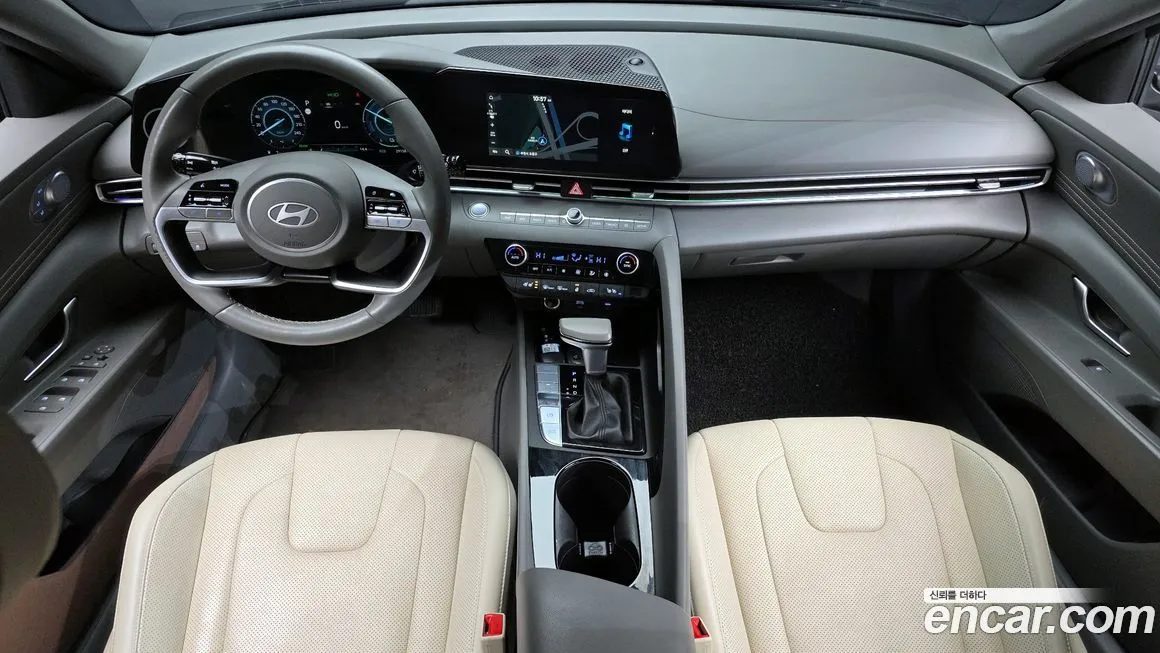 Hyundai AVANTE — фото 8