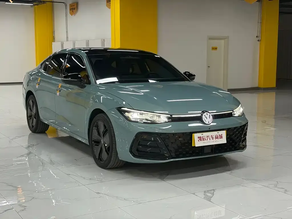 Volkswagen Passat 2024 из CN, фото 3