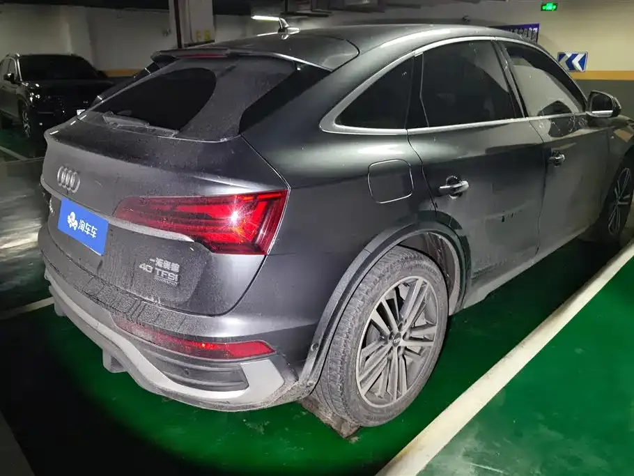 Audi Q5L Sportback 2021 из CN, фото 4