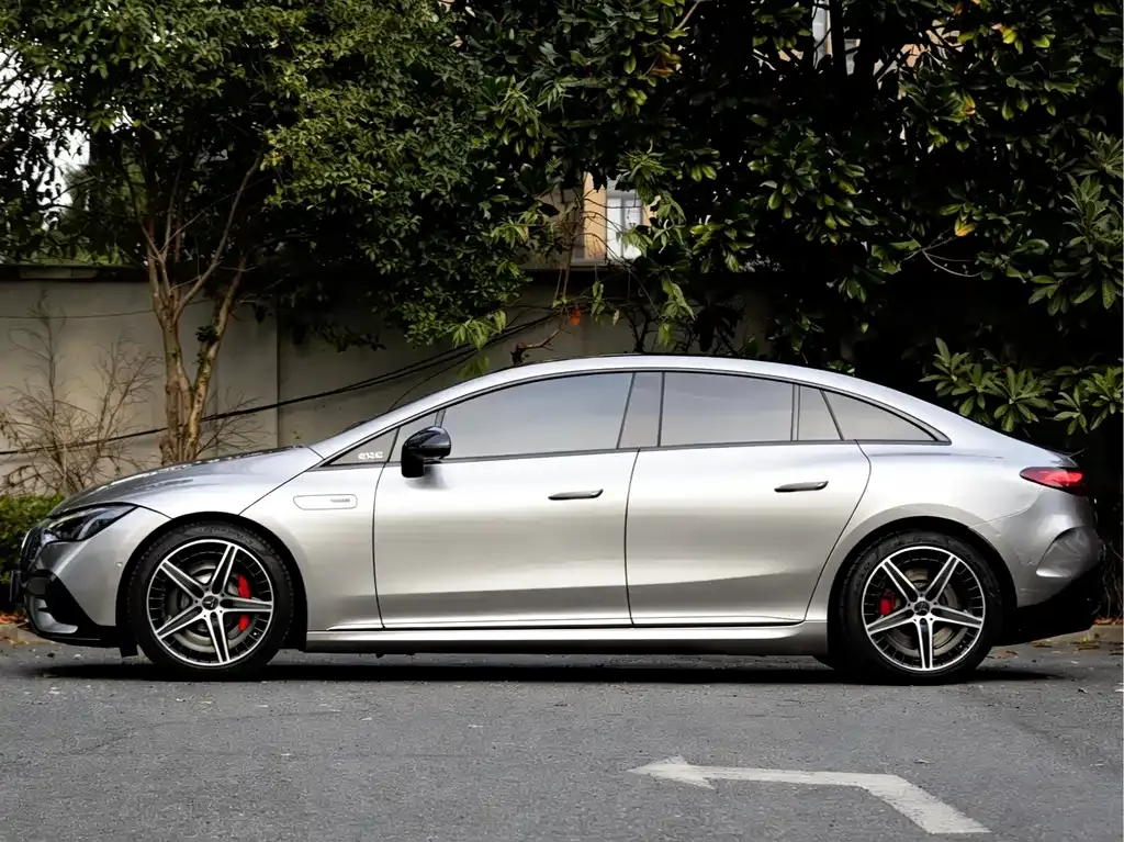 Mercedes-Benz EQE AMG 2025 из CN, фото 9