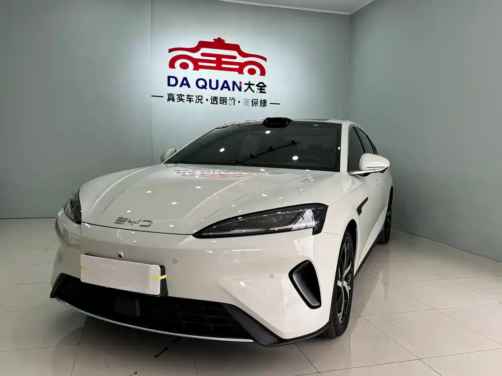 BYD Seal 07 DM-i 2025 из CN, фото 1