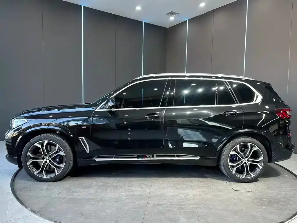 BMW X5 — фото 2