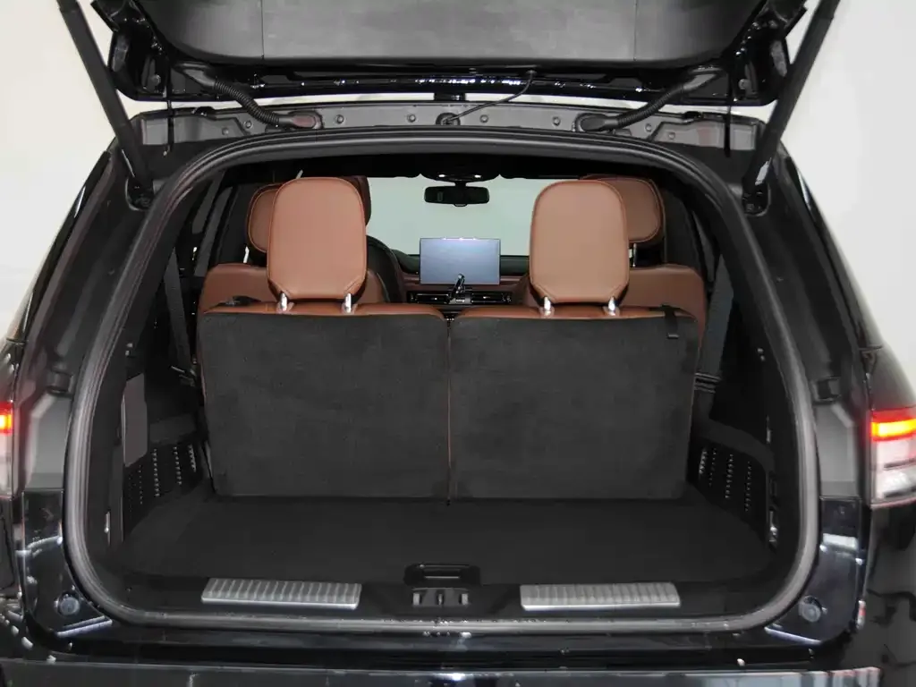 Lincoln Aviator 2023 из CN, фото 2