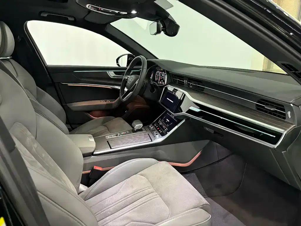 Audi A6L 2023 из CN, фото 7