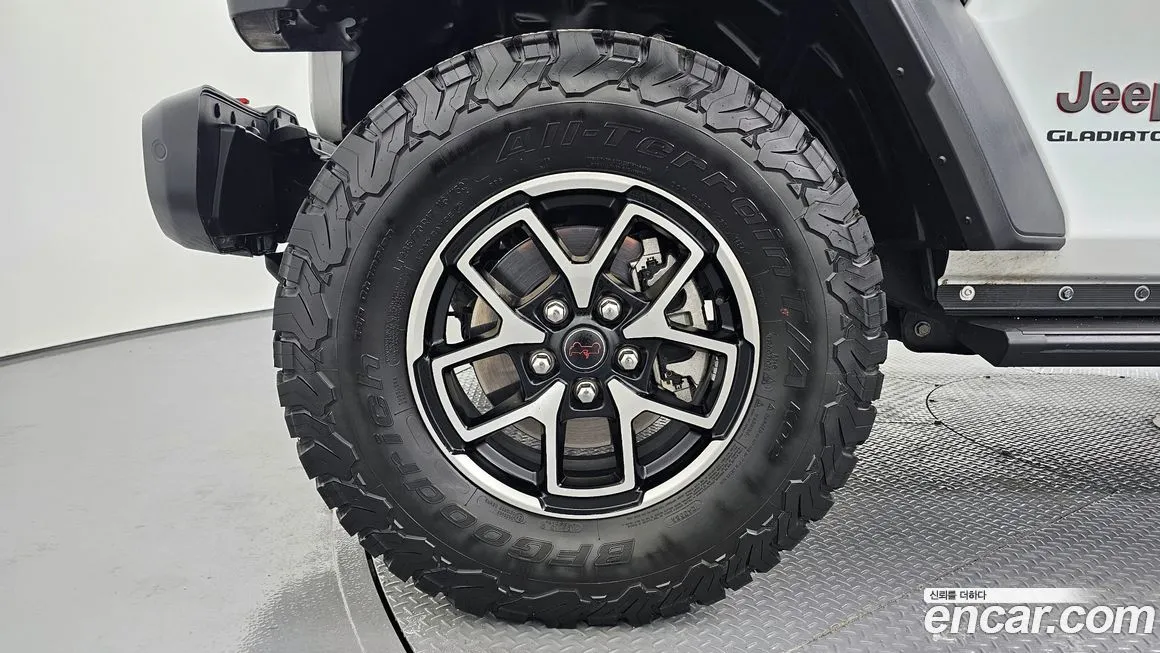 Jeep Gladiator 2023 из KR, фото 3