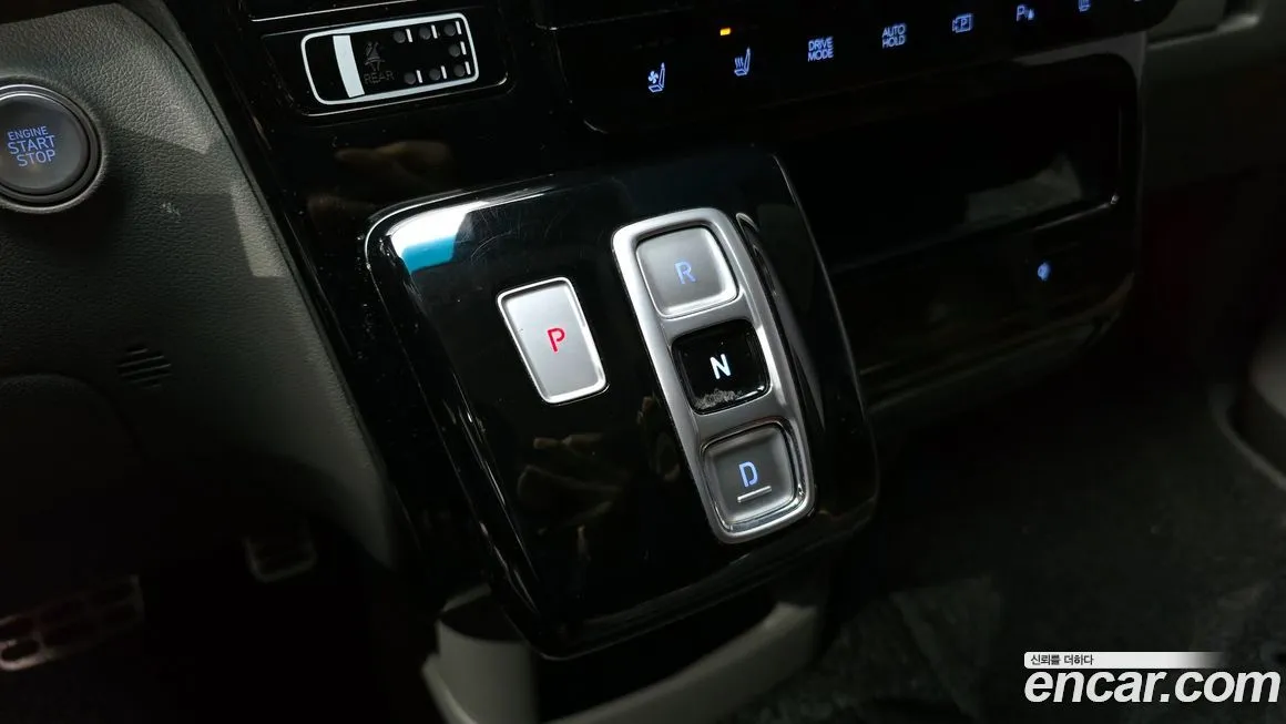 Hyundai Staria 2023 из KR, фото 2
