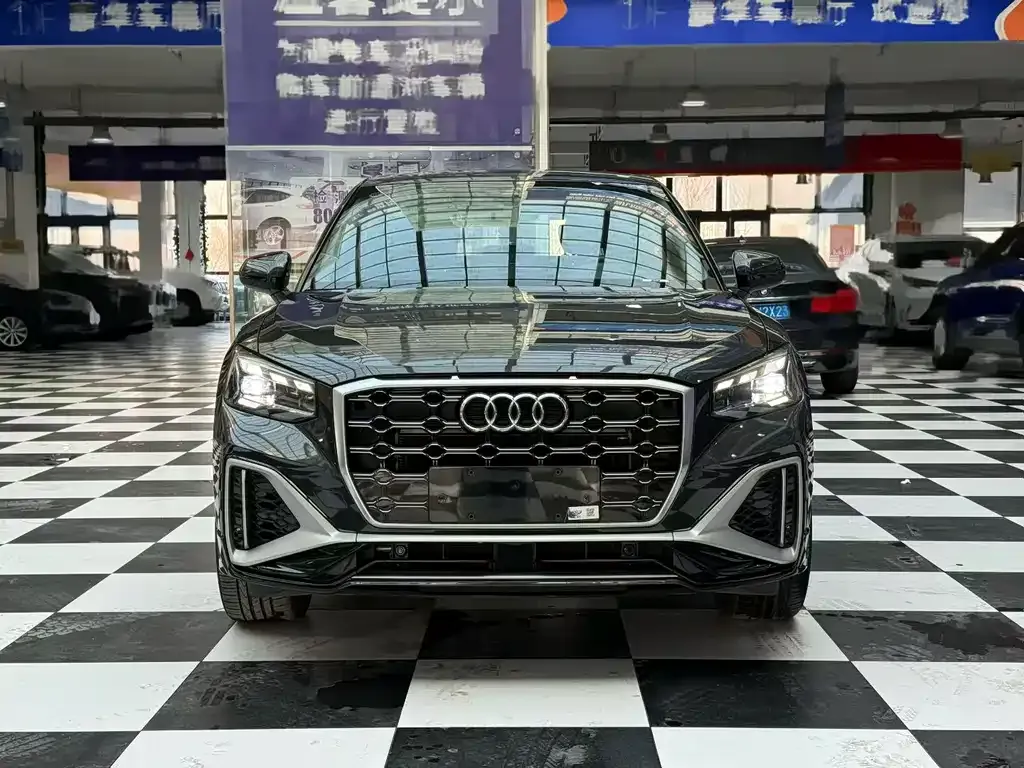 Audi Q2L 2023 из CN, фото 9