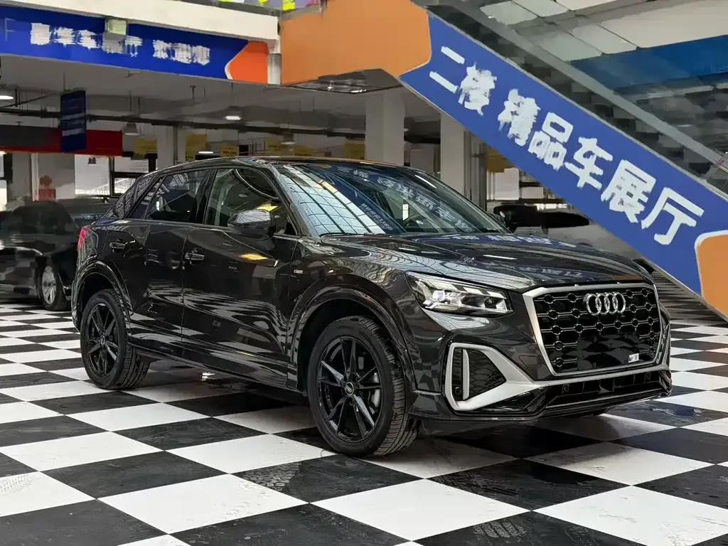 Audi Q2L 2023 из CN, фото 7