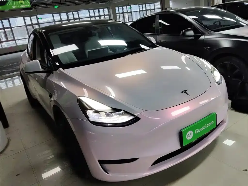 Tesla Model Y — фото 5