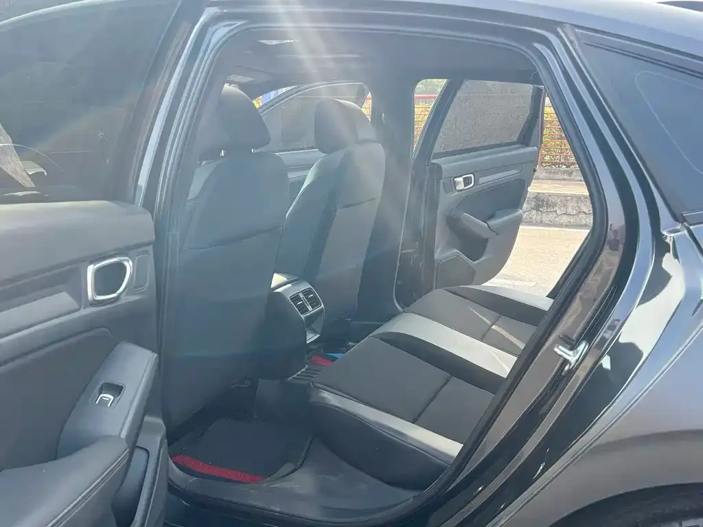 Honda Civic — фото 9